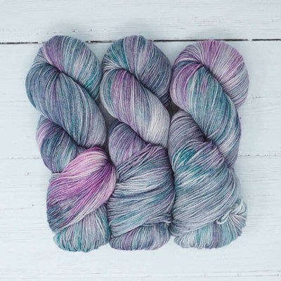 Market Town Yarns - Squishy Sock - Squishy DK - Silky 4-ply - Silky DK Yarn - 100g in colourway Dreamscape | Yarn Worx