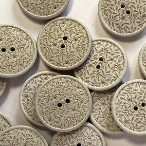 25mm Recycled Hemp Floral Buttons | Yarn Worx