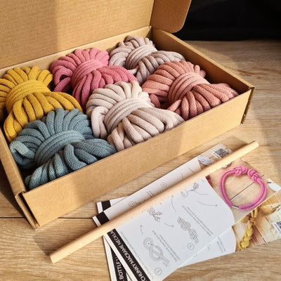 Bobbiny Jumbo Creative Beginners Macrame Set - Various Colourways | Yarn Worx