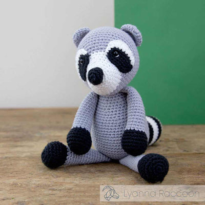 Hardicraft - Lyanna Raccoon - Crochet Kit | Yarn Worx