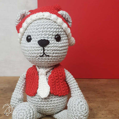 Hardicraft - Winter Bear - Crochet Kit | Yarn Worx