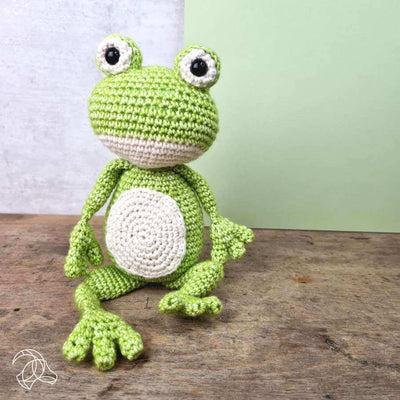 Hardicraft - Vinny the Frog - Crochet Kit | Yarn Worx
