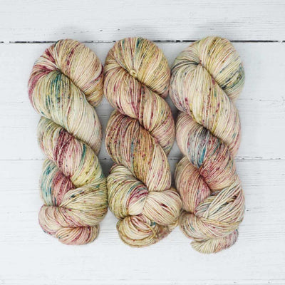 Market Town Yarns - Squishy Sock Yarn - 100g in colourway Rose Garden | Yarn Worx