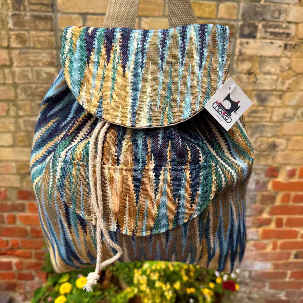 Zig Zag Pattern Print Backpack main image 1