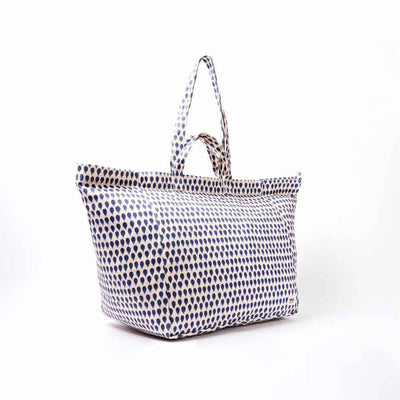 Patterned tote bag on a white background | Yarn Worx