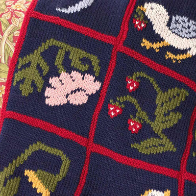 West Yorkshire Spinners - Morris DK - Strawberry Thief Knitted Blanket Kit | Yarn Worx