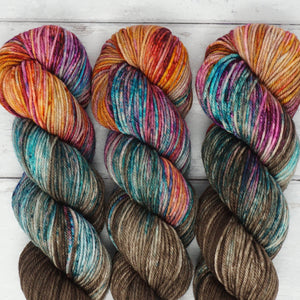 Black Elephant - DK Yarn - 115g - Gilead  | Yarn Worx