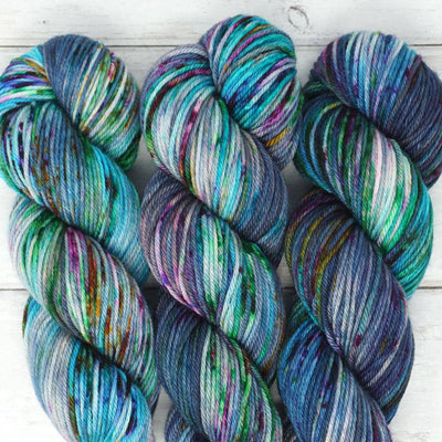 Black Elephant - DK Yarn - 115g - Come as you are | Yarn Worx