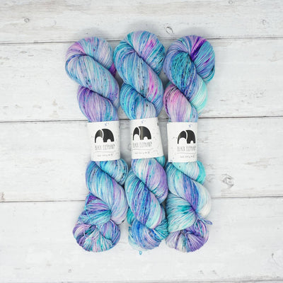 Black Elephant Merino Sock Yarn - Snowflake | Yarn Worx