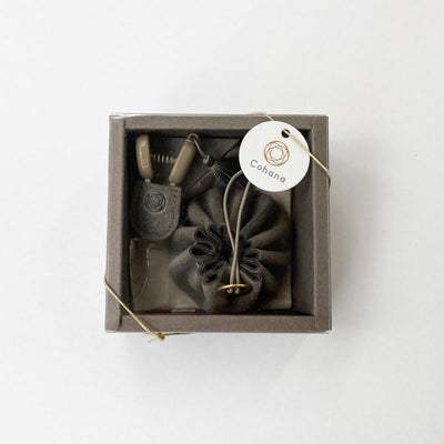 Cohana - Seki Mini Scissors and Mini Drawstring Pouch Set shown in grey | Yarn Worx