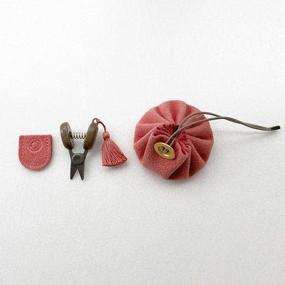 Cohana - Seki Mini Scissors and Mini Drawstring Pouch Set shown in pink | Yarn Worx