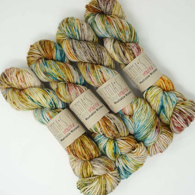 Emma's Yarn - Washable Worsted Wool - 100g - Grove Roots | Yarn Worx